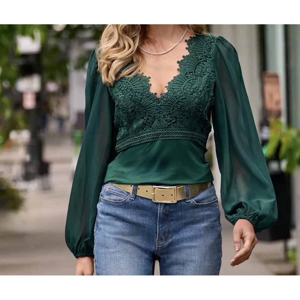 Boston Proper Scallop Lace Long Sleeve Top Fairy Holiday Peasant